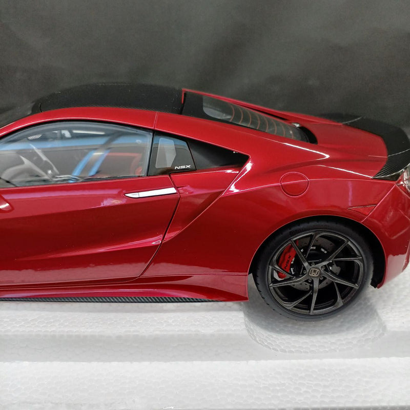 Laden Sie das Bild in Galerie -Viewer, AUTOart 1/18 HONDA NSX (NC1) PEARL RED Scale Model Car– Used