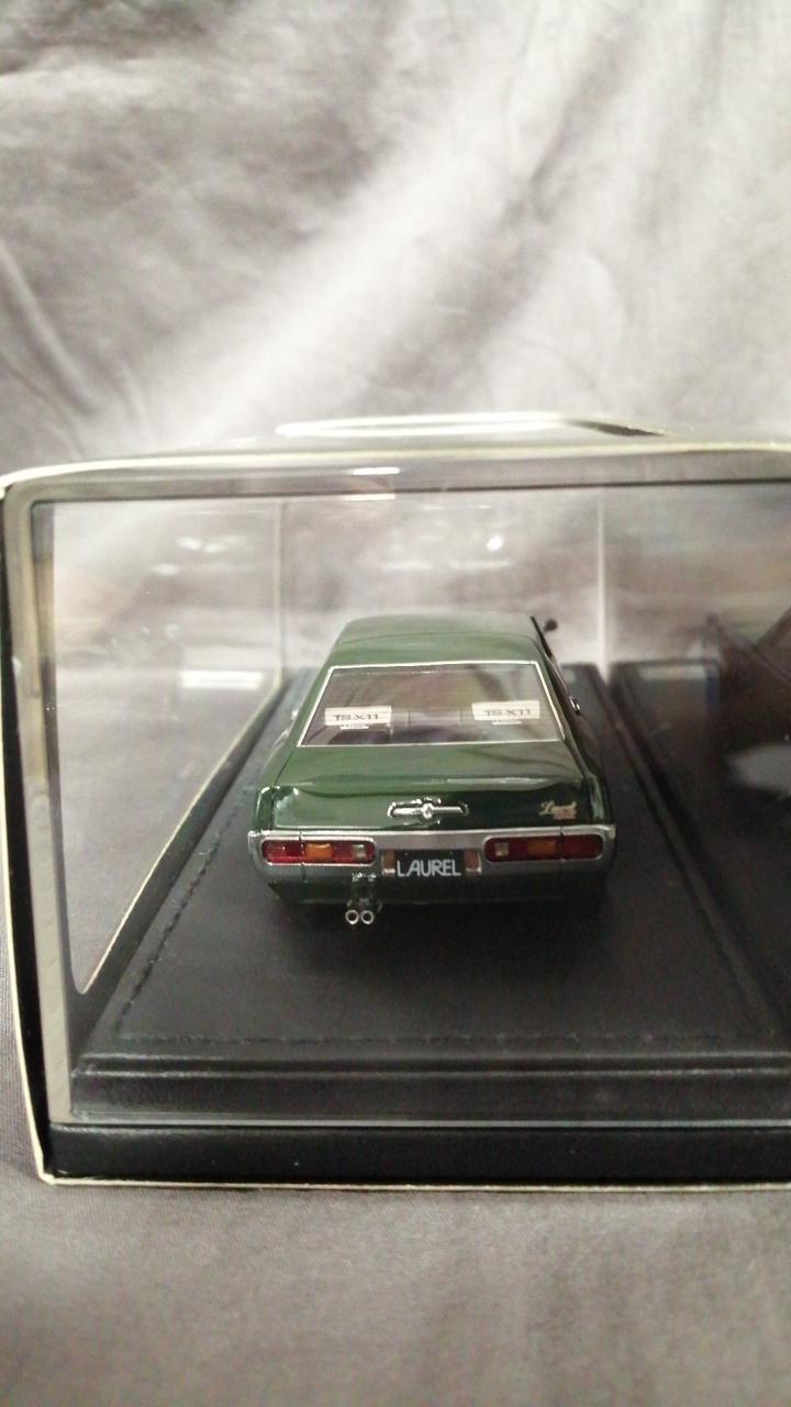 Laden Sie das Bild in Galerie -Viewer, Ignition Model NISSAN LAUREL 2000GT 1/43 Scale Model Car– Used