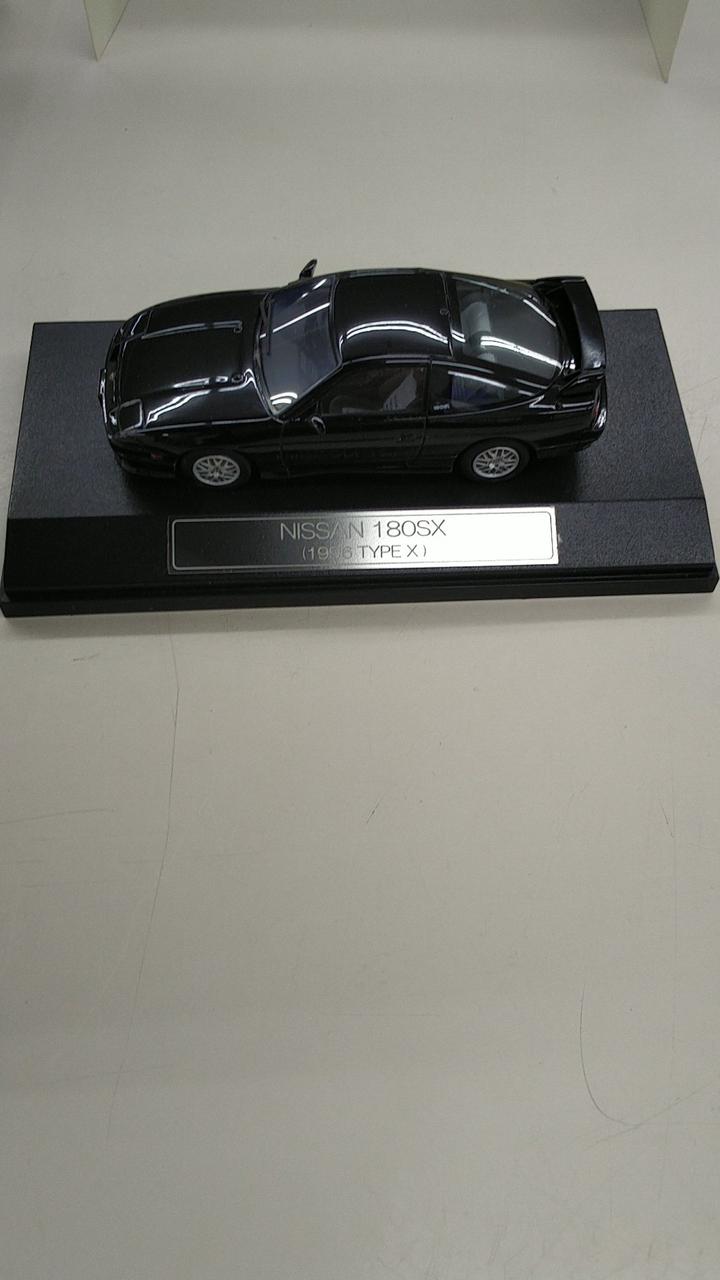 Chargez l'image dans la visionneuse de la galerie, GICO NISSAN 180SX (1996 TYPE X) 1/43 Scale Diecast Car– Used