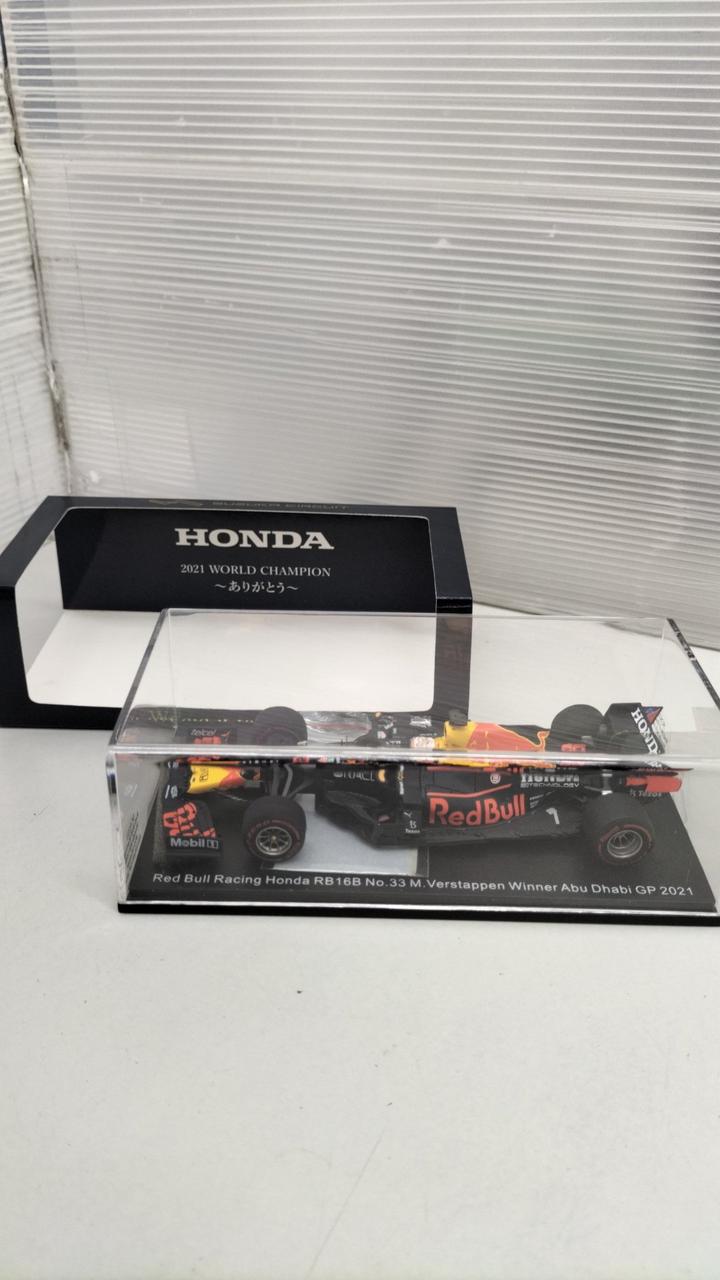 Cargue la imagen en el visor de la galería, HONDA Red Bull Racing Honda RB16B #33 1/43 Scale Diecast Car– Used