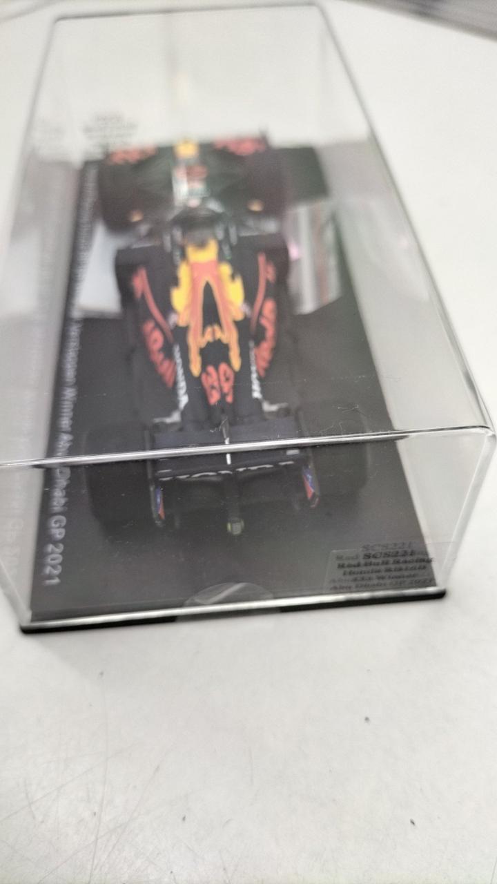 Cargue la imagen en el visor de la galería, HONDA Red Bull Racing Honda RB16B #33 1/43 Scale Diecast Car– Used