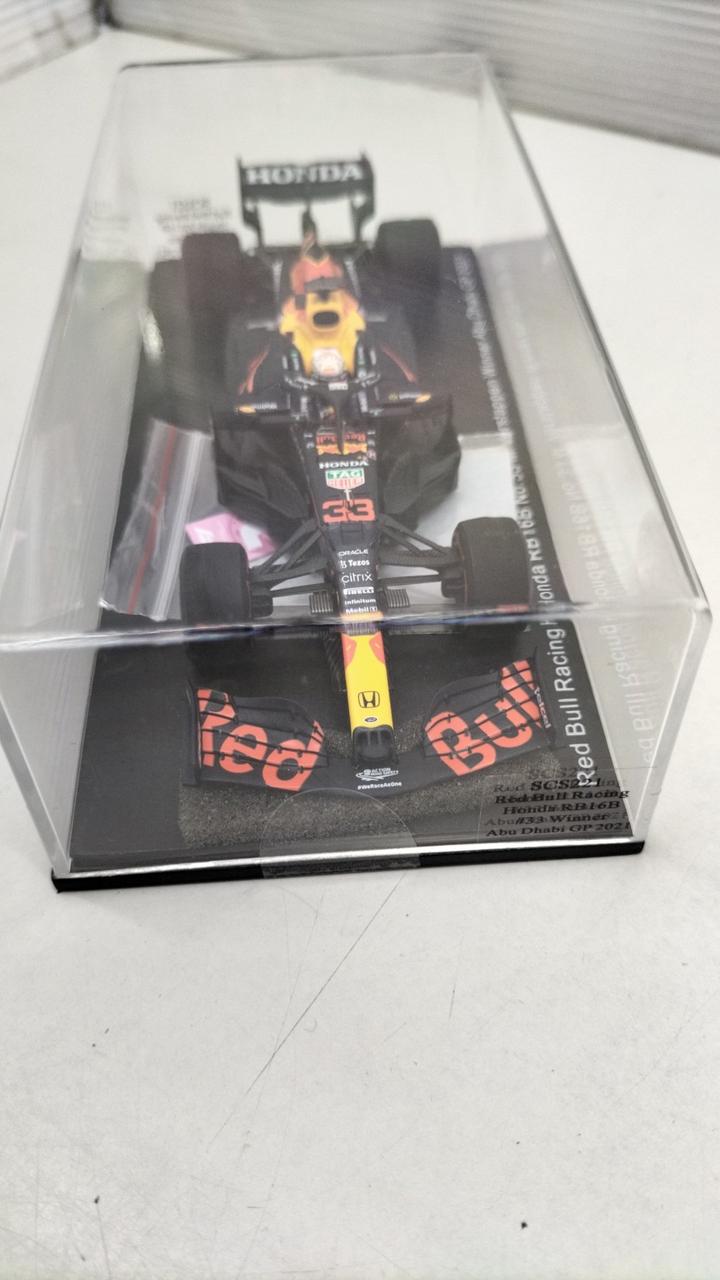 Cargue la imagen en el visor de la galería, HONDA Red Bull Racing Honda RB16B #33 1/43 Scale Diecast Car– Used