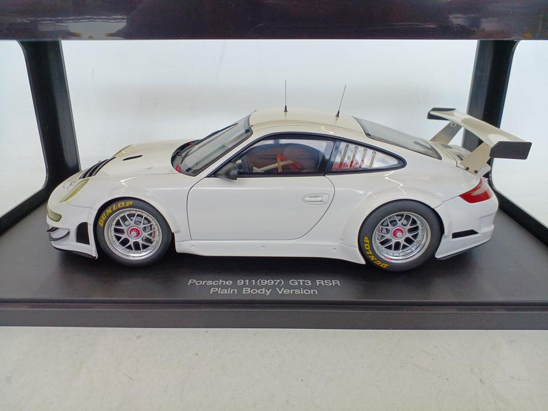 Carica immagine in Galleria Viewer, AUTOart 1/18 Porsche 911 (997) GT3 RSR Plain Body Ver. White
