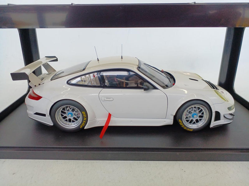 Carica immagine in Galleria Viewer, AUTOart 1/18 Porsche 911 (997) GT3 RSR Plain Body Ver. White