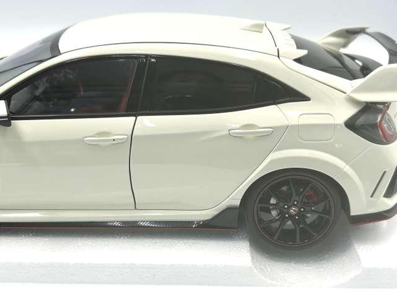 Load image into Gallery viewer, AUTOart HONDA Civic TYPE R (FK8) 2021 1/18 Scale Model Car– Used