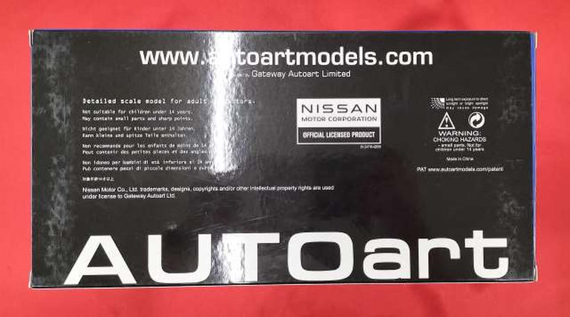 Chargez l'image dans la visionneuse de la galerie, AUTOart Nissan Skyline 2000 GT-R KPGC110 (White) 1/18 Scale Car– Used