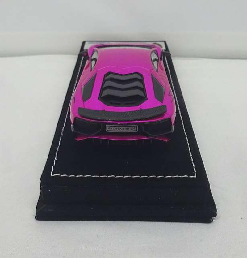 Load image into Gallery viewer, LOOKSMART Lamborghini Aventador LP750-4 SuperVeloce 1/43 Scale Car– Used