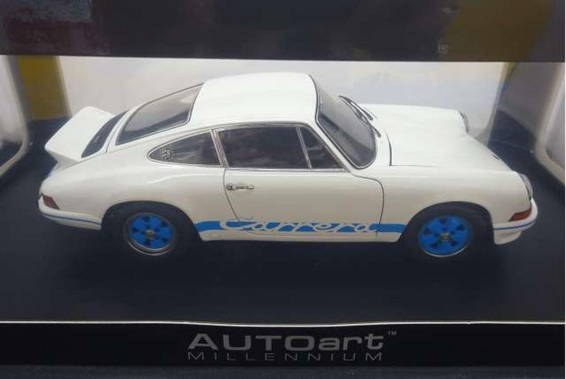 Laden Sie das Bild in Galerie -Viewer, AUTOart 1/18 Porsche 911 Carrera RS 2.7 White with Blue Stripes