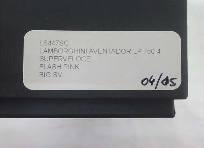 Load image into Gallery viewer, LOOKSMART Lamborghini Aventador LP750-4 SuperVeloce 1/43 Scale Car– Used