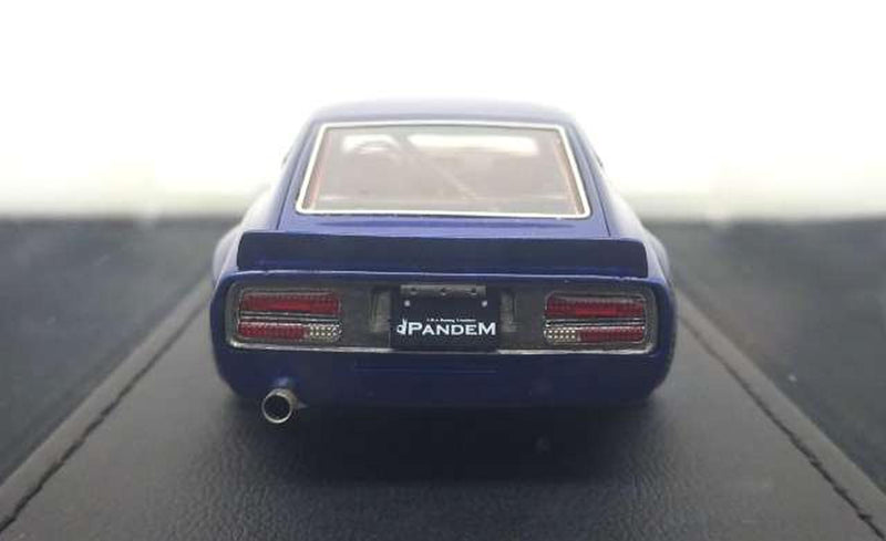 Laden Sie das Bild in Galerie -Viewer, IGNITION MODEL PANDEM S30 Z Blue Metallic 1/43 Scale Car– Used