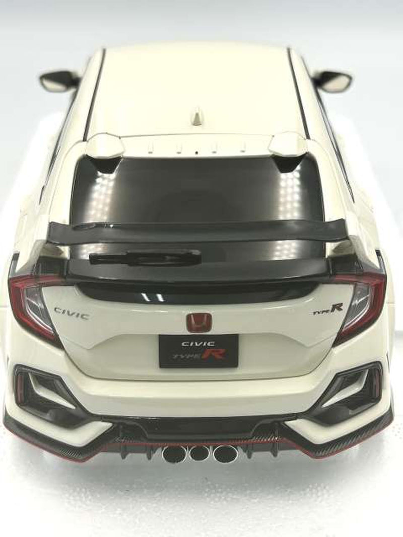 Load image into Gallery viewer, AUTOart HONDA Civic TYPE R (FK8) 2021 1/18 Scale Model Car– Used