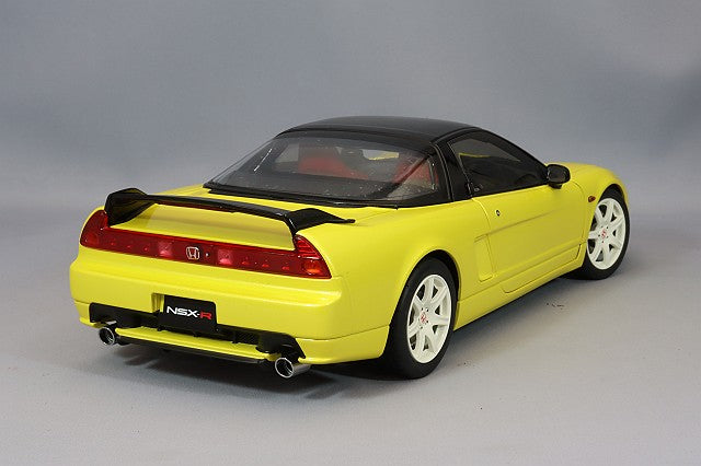 Cargue la imagen en el visor de la galería, AUTOart 1/18 Honda NSX-R (NA2) Indy Yellow Pearl