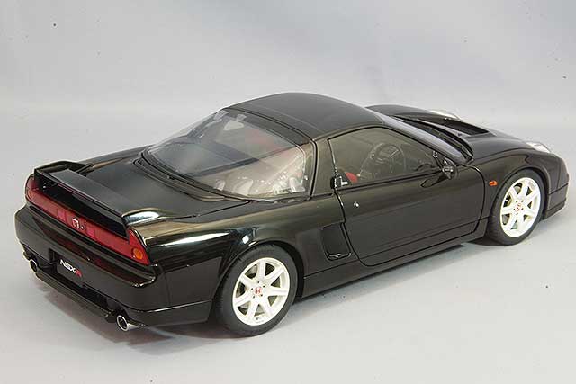 Cargue la imagen en el visor de la galería, AUTOart 1/18 Honda NSX-R (NA2) Berlina Black