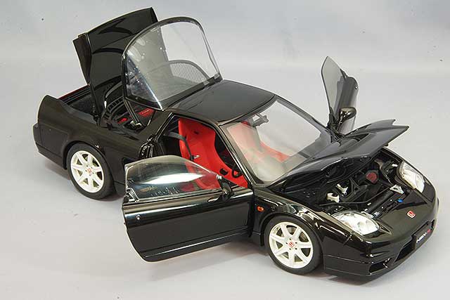 Cargue la imagen en el visor de la galería, AUTOart 1/18 Honda NSX-R (NA2) Berlina Black
