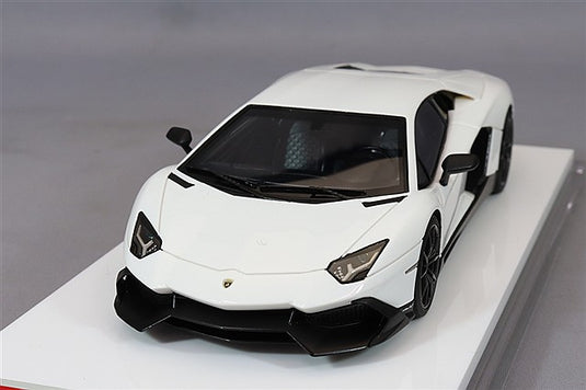 EIDOLON 1/43 Lamborghini Aventador LP720-4 50° Anniversario 2013 Pearl White (Pink Effect)