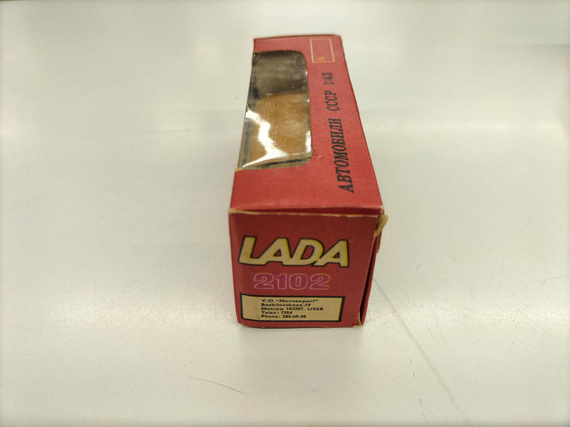 Cargue la imagen en el visor de la galería, NOVOEXPORT CCCP 1/43 LADA 2102 Scale Car– Used