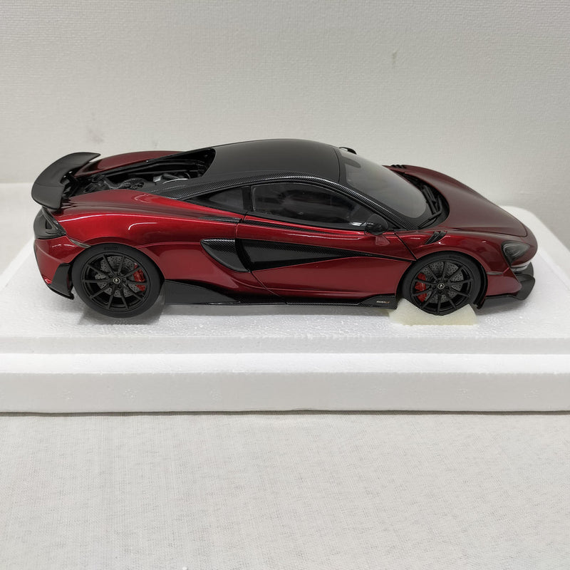 Laden Sie das Bild in Galerie -Viewer, AUTOart 1/18 McLaren 600LT (Vermillion Red) Scale Car– Used