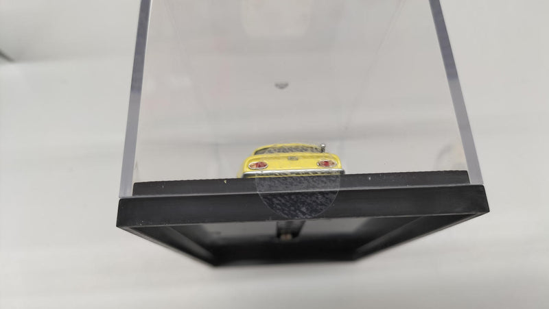 Cargue la imagen en el visor de la galería, EBBRO LOTUS ELAN 26R 1966 1/43 Diecast Car– Used