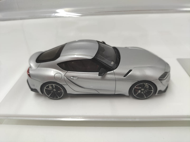 Chargez l'image dans la visionneuse de la galerie, MAKE UP Toyota GR Supra 2019 1/43 Scale Model Car– Used