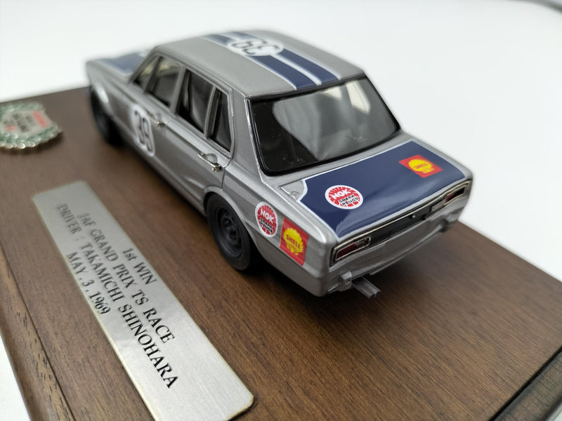 Laden Sie das Bild in Galerie -Viewer, NISSAN Skyline Collection 1/43 Skyline GT-R (Takamichi Shinohara)– Used