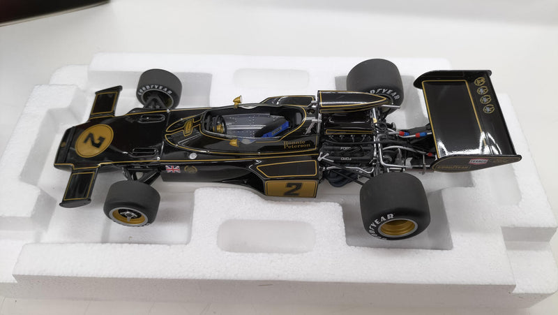 Load image into Gallery viewer, AUTOart TEAM LOTUS TYPE 72E 1973 1/18 Diecast Car– Used
