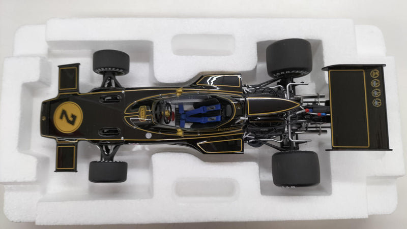 Load image into Gallery viewer, AUTOart TEAM LOTUS TYPE 72E 1973 1/18 Diecast Car– Used