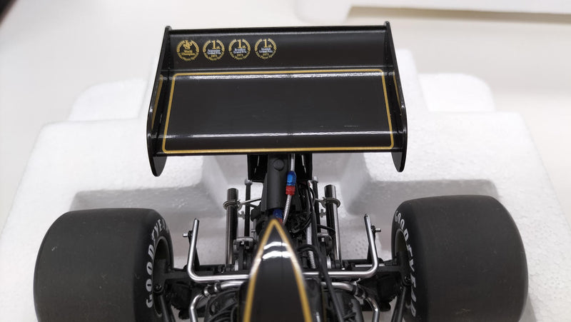 Load image into Gallery viewer, AUTOart TEAM LOTUS TYPE 72E 1973 1/18 Diecast Car– Used