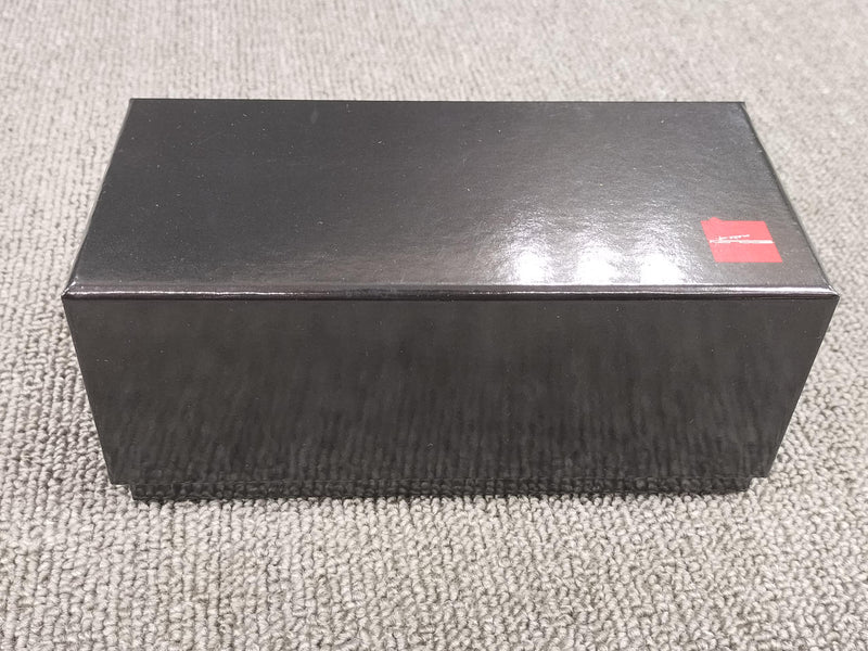 Laden Sie das Bild in Galerie -Viewer, MAKE UP Honda NSX 1/43 Scale Car– Used