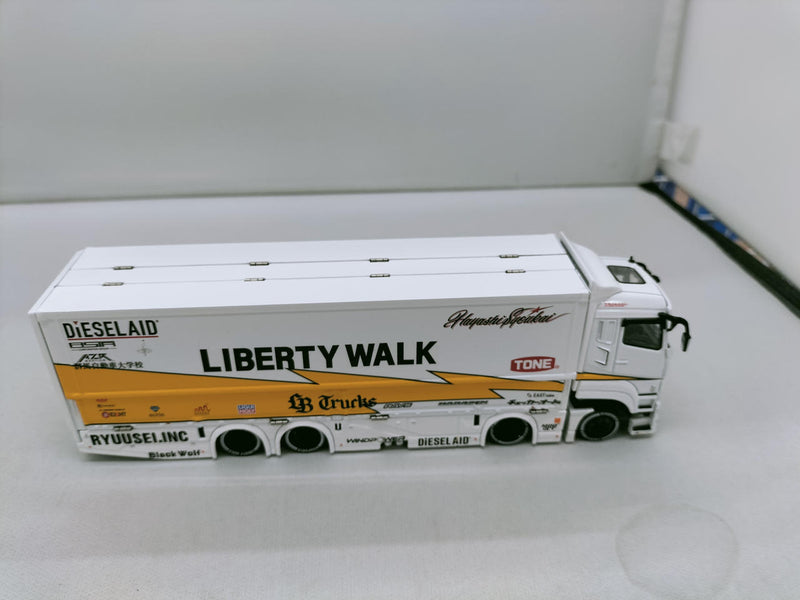 Carica immagine in Galleria Viewer, LIBERTY WALK 1/64 LB-TRUCKS Scale Model– Used