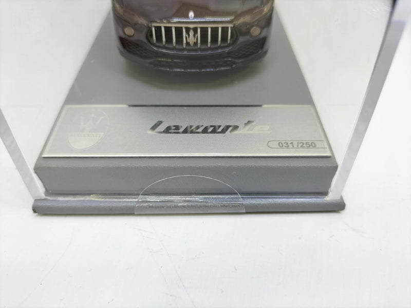 Load image into Gallery viewer, Levante Maserati Levante 1/43 Scale Model Car– Used