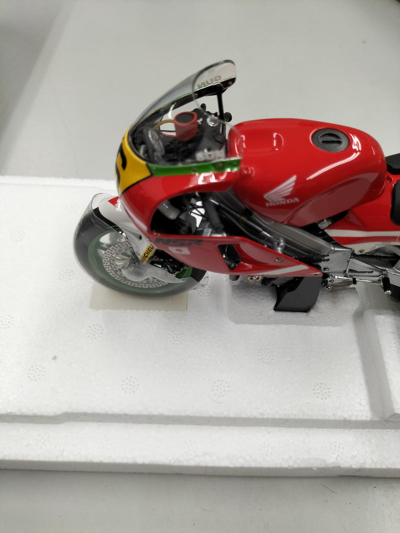 Load image into Gallery viewer, AUTOart Honda NSR500 WGP500 1/12 Scale Motorcycle Model– Used