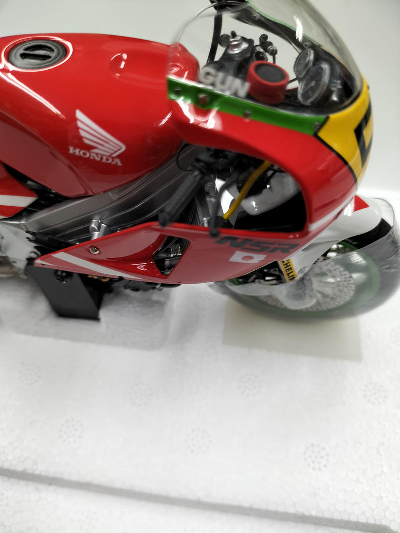 Load image into Gallery viewer, AUTOart Honda NSR500 WGP500 1/12 Scale Motorcycle Model– Used