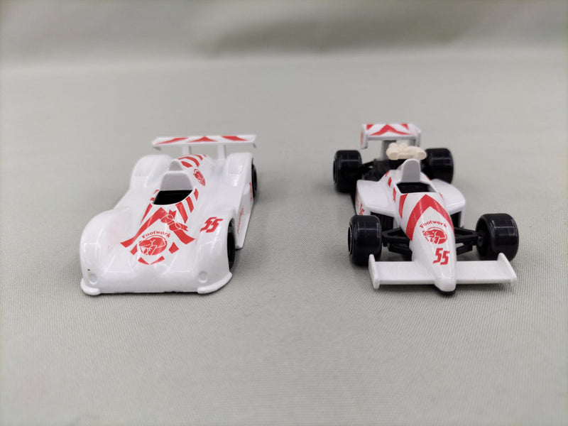 Carica immagine in Galleria Viewer, FOOTWORK Formula 1 Car Set 1/64 Scale– Used