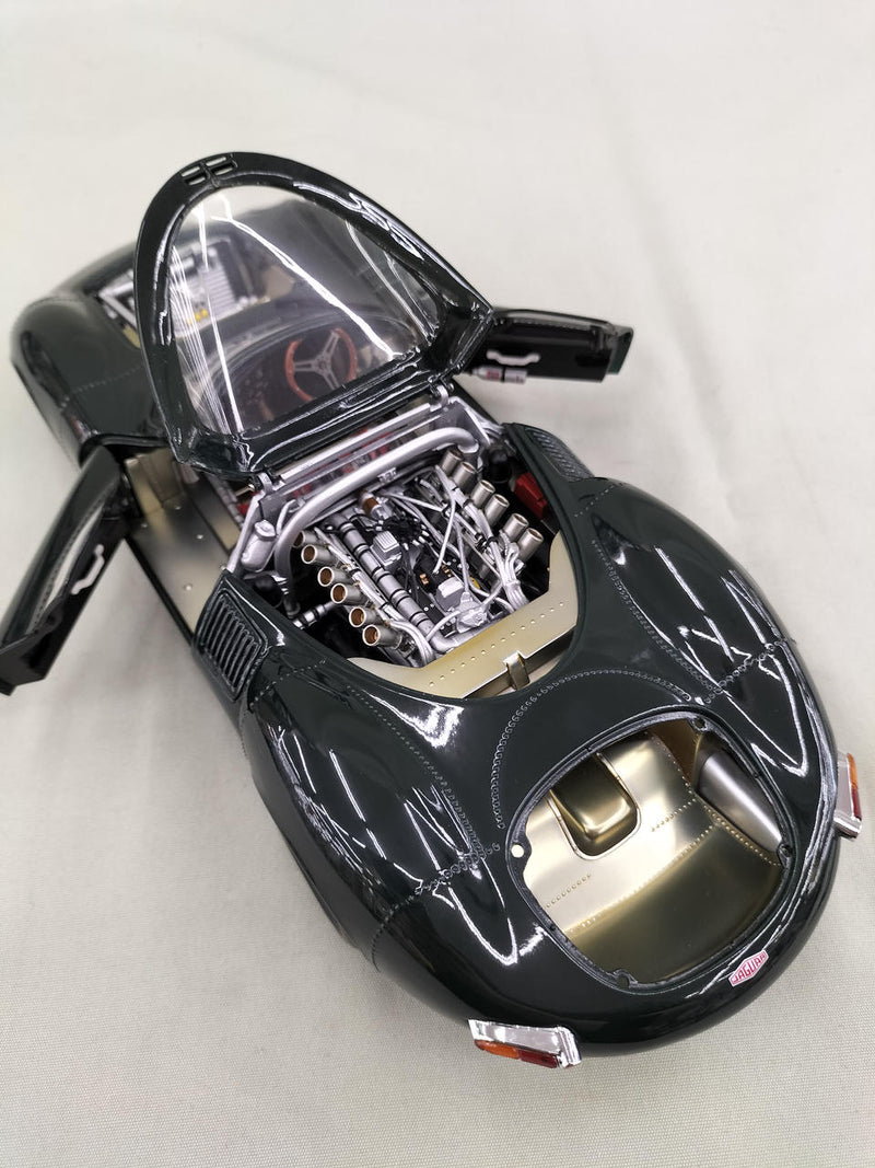 Load image into Gallery viewer, AUTOart JAGUAR XJ13 1/18 Scale Model Car– Used