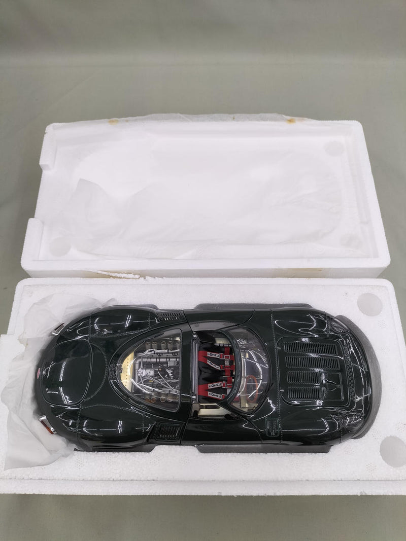 Load image into Gallery viewer, AUTOart JAGUAR XJ13 1/18 Scale Model Car– Used