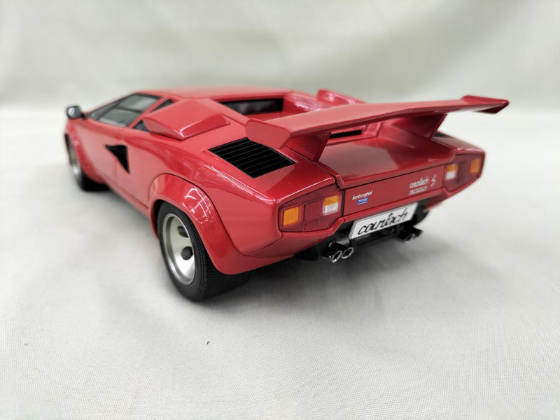Load image into Gallery viewer, AUTOart Lamborghini Countach 1/18 Scale Model Car– Used