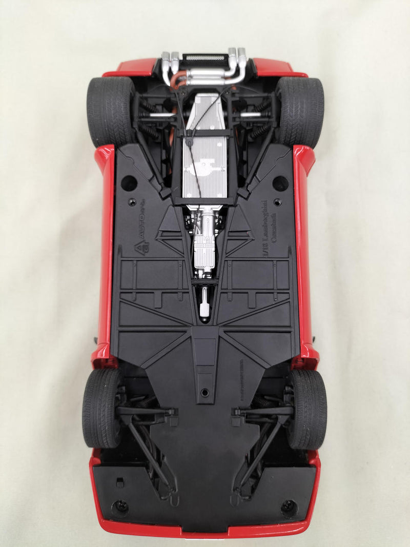Load image into Gallery viewer, AUTOart Lamborghini Countach 1/18 Scale Model Car– Used