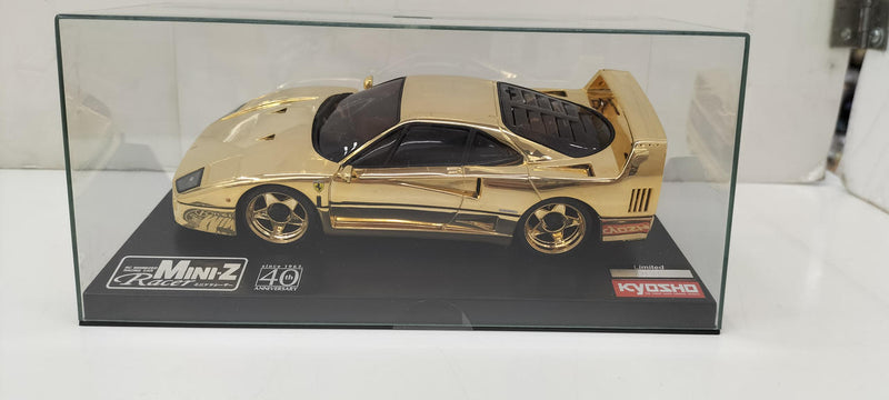 Laden Sie das Bild in Galerie -Viewer, KYOSHO Ferrari F40 Gold Paint Mini-Z Racer - Used