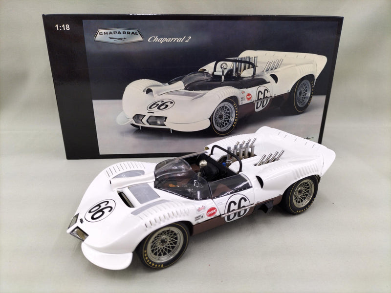 Carica immagine in Galleria Viewer, AUTOart CHAPARRAL 2 1/18 Scale Model Car– Used