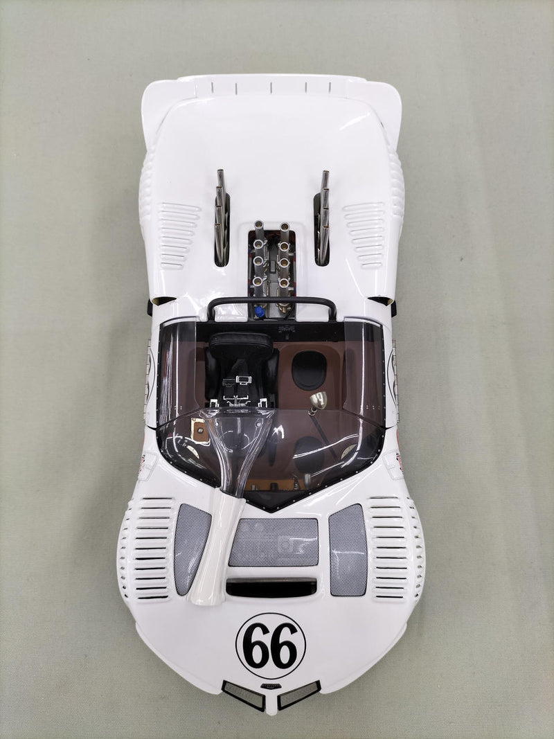 Carica immagine in Galleria Viewer, AUTOart CHAPARRAL 2 1/18 Scale Model Car– Used