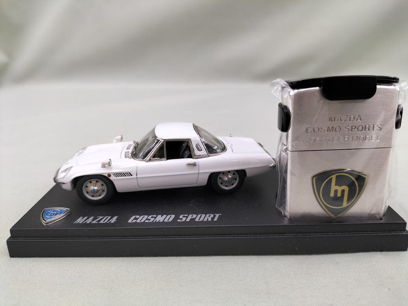 Laden Sie das Bild in Galerie -Viewer, Fukashiro Model Car & Zippo Lighter Set Cosmo Sport 1/43 Scale– Used