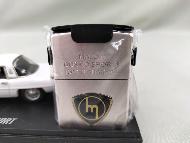 Laden Sie das Bild in Galerie -Viewer, Fukashiro Model Car & Zippo Lighter Set Cosmo Sport 1/43 Scale– Used