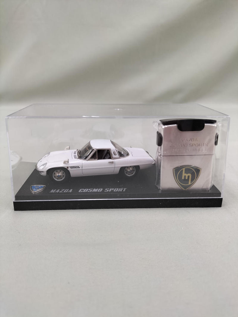 Laden Sie das Bild in Galerie -Viewer, Fukashiro Model Car & Zippo Lighter Set Cosmo Sport 1/43 Scale– Used