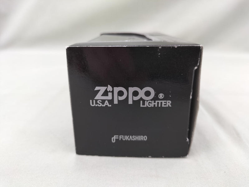 Laden Sie das Bild in Galerie -Viewer, Fukashiro Model Car & Zippo Lighter Set Cosmo Sport 1/43 Scale– Used