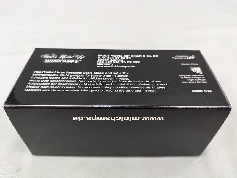 Laden Sie das Bild in Galerie -Viewer, MINICHAMPS BMW 1 Series Coupe 1/43 Scale Model Car– Used
