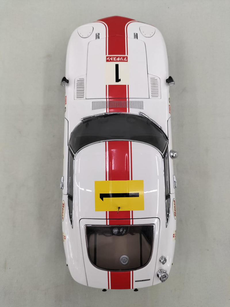 Cargue la imagen en el visor de la galería, AUTOart 1/18 Toyota 2000GT 24HRS FUJI 1967 1/18 Scale Car– Used