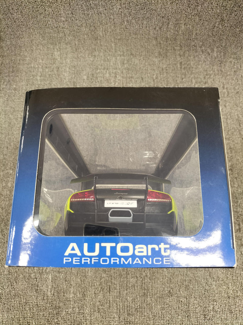 Load image into Gallery viewer, AUTOart LP670-4 SV Light Green 1/18 LAMBORGHINI MURCIELAGO Scale Car– Used