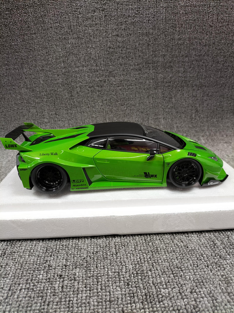 Chargez l'image dans la visionneuse de la galerie, AUTOart 79128 LB-SILHOUETTE WORKS 1/18 LAMBORGHINI HURACAN GT Scale Car– Used