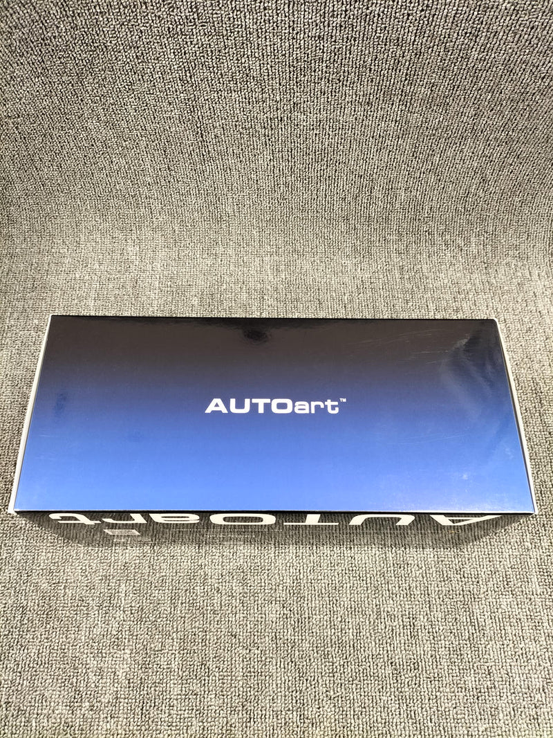 Chargez l'image dans la visionneuse de la galerie, AUTOart 79128 LB-SILHOUETTE WORKS 1/18 LAMBORGHINI HURACAN GT Scale Car– Used