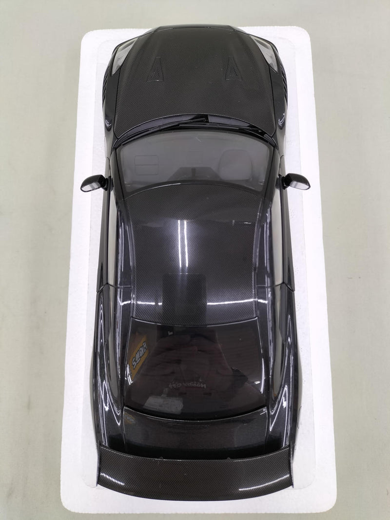 Load image into Gallery viewer, AUTOart Meteor Flake Black Pearl GT-R R35 NISMO SPECIAL EDITION 1/18 Scale Car– Used